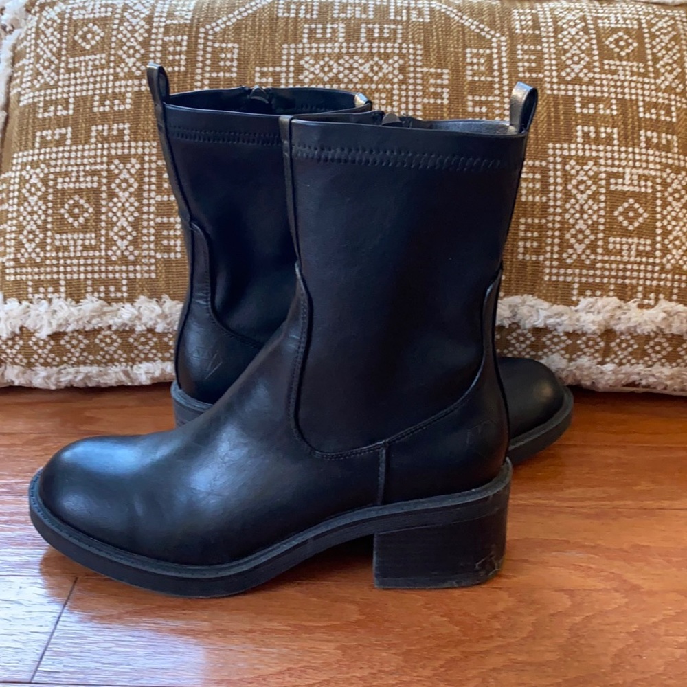 Rock and Candy bootie